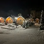 Inn-side Adventure Camping Haiming
