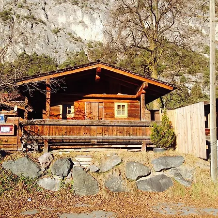 Campsite Inn-Side Adventure Cabins *