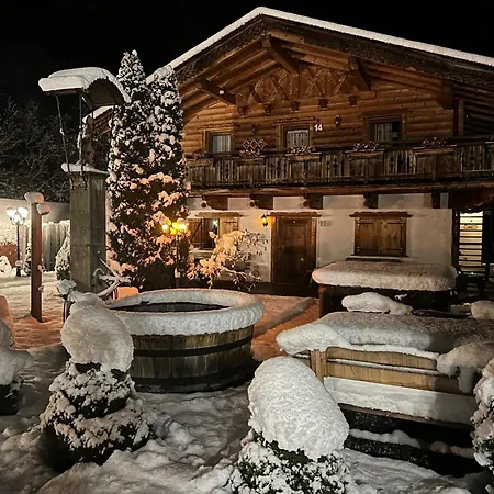 Campsite Inn-Side Adventure Cabins