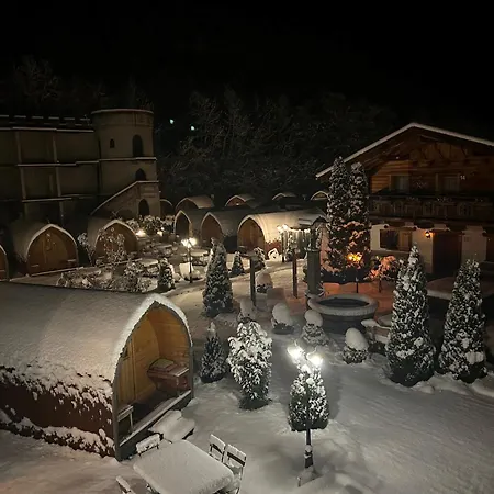 Inn-Side Adventure Cabins Campsite *