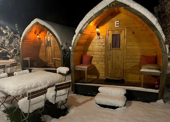 Inn-side Adventure Camping *