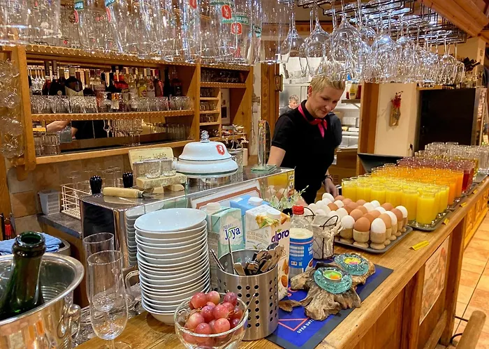 Inn-side Adventure Camping *