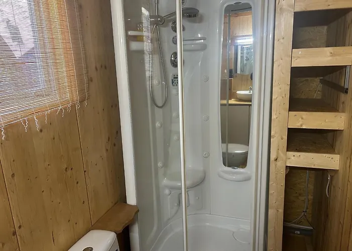 Inn-side Adventure Haiming