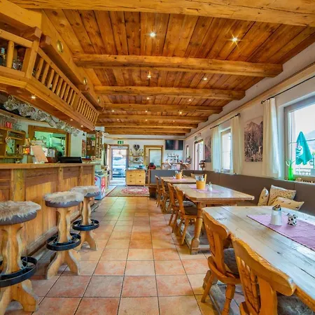 Kemping Inn-side Adventure Haiming